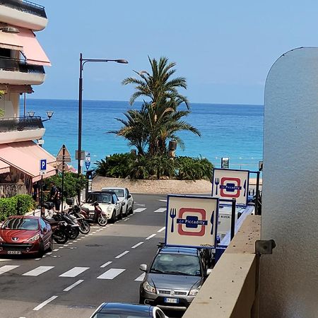 Studio Entre Plages Et Monaco Climatise Parking Roquebrune-Cap-Martin Exterior foto