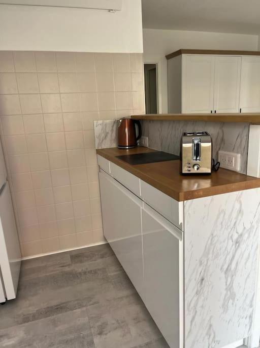Studio Entre Plages Et Monaco Climatise Parking Roquebrune-Cap-Martin Exterior foto
